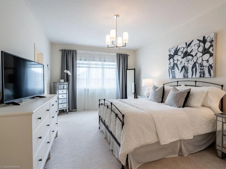 12 Great Falls Boulevard, Hamilton, ON, L8B 1X8 - 26