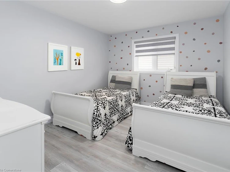 24 Dunvegan Place, Hamilton, ON, L9B 0H5 - 15