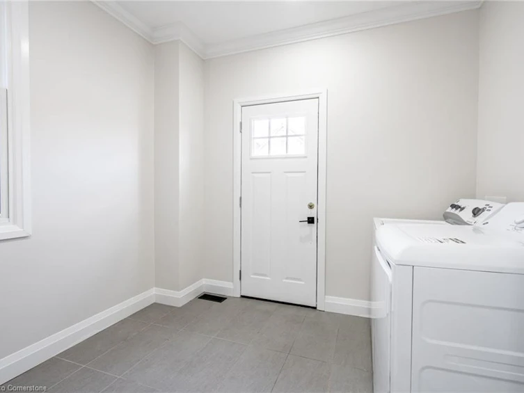 57 Madison Avenue, Hamilton, ON, L8L 5Y5 - 16