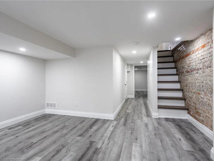 57 Madison Avenue, Hamilton, ON, L8L 5Y5 - 31