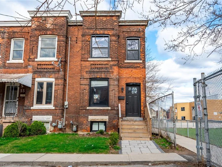 57 Madison Avenue, Hamilton, ON, L8L 5Y5