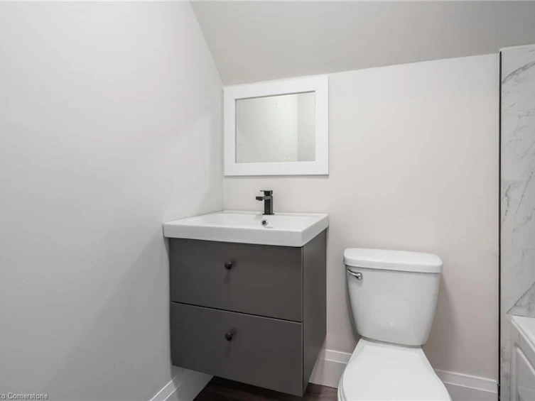 33 Dalkeith Avenue, Hamilton, ON, L8L 3J3 - 24