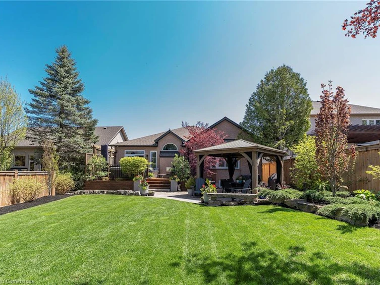 152 Moore Crescent, Hamilton, ON, L9G 4Z9 - 40