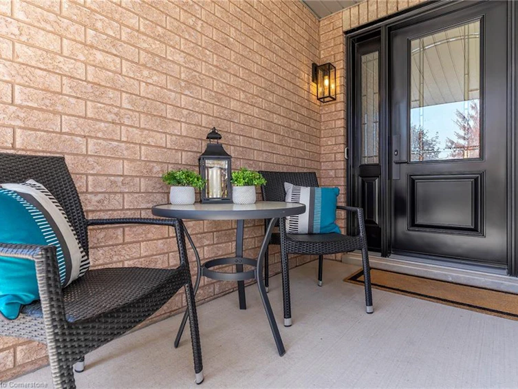 152 Moore Crescent, Hamilton, ON, L9G 4Z9 - 3