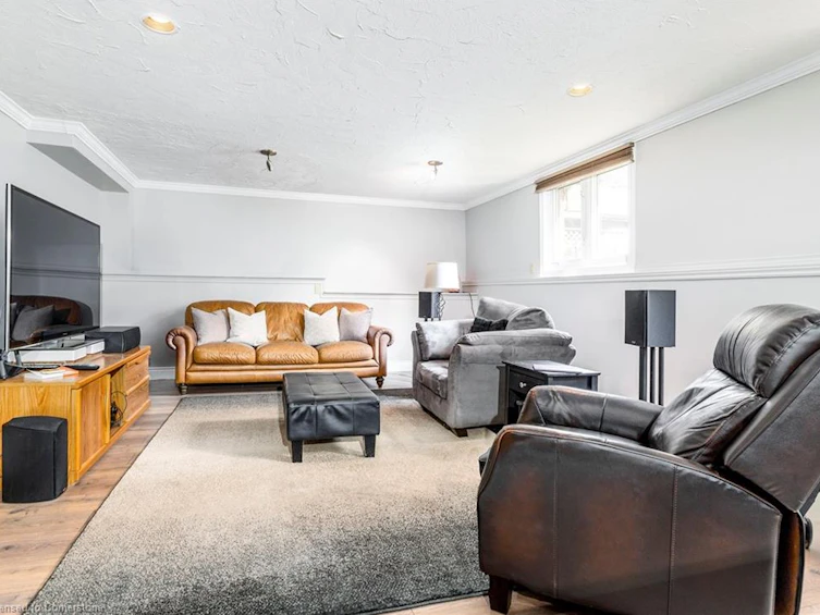 19 Isabel Drive, Brant, ON, N3T 5L7 - 18