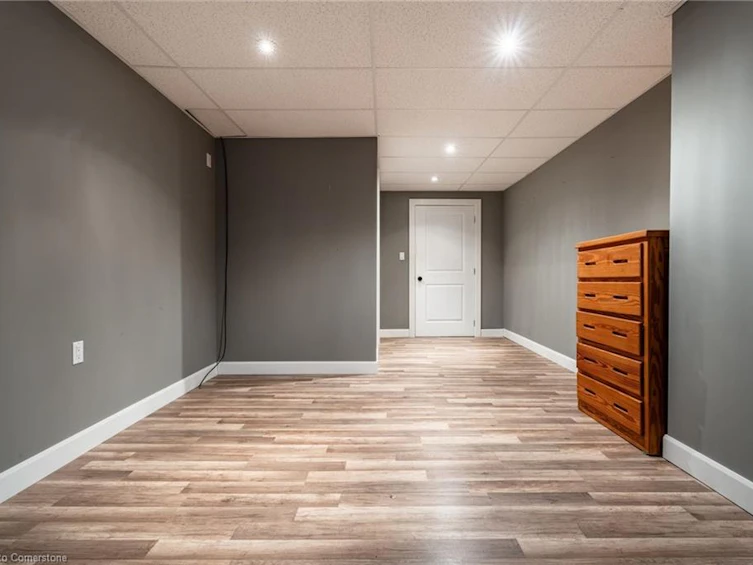 715 Robson Road, Hamilton, ON, L8B 1H2 - 40