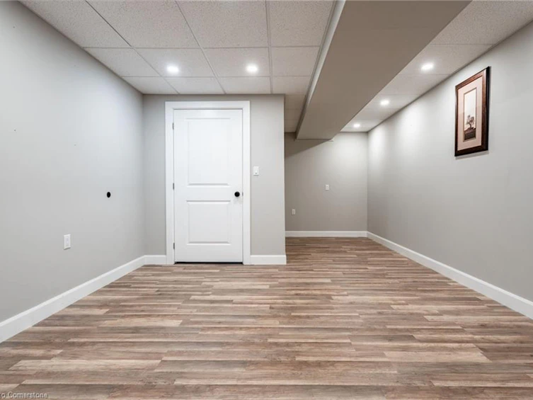 715 Robson Road, Hamilton, ON, L8B 1H2 - 37
