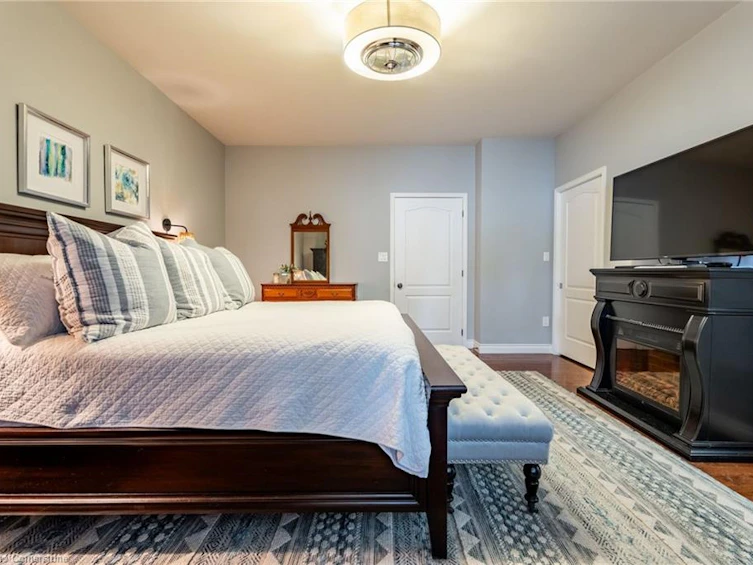 715 Robson Road, Hamilton, ON, L8B 1H2 - 25