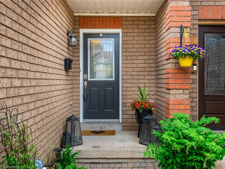 3523 Fowler Court, Burlington, ON, L7N 3W3 - 3