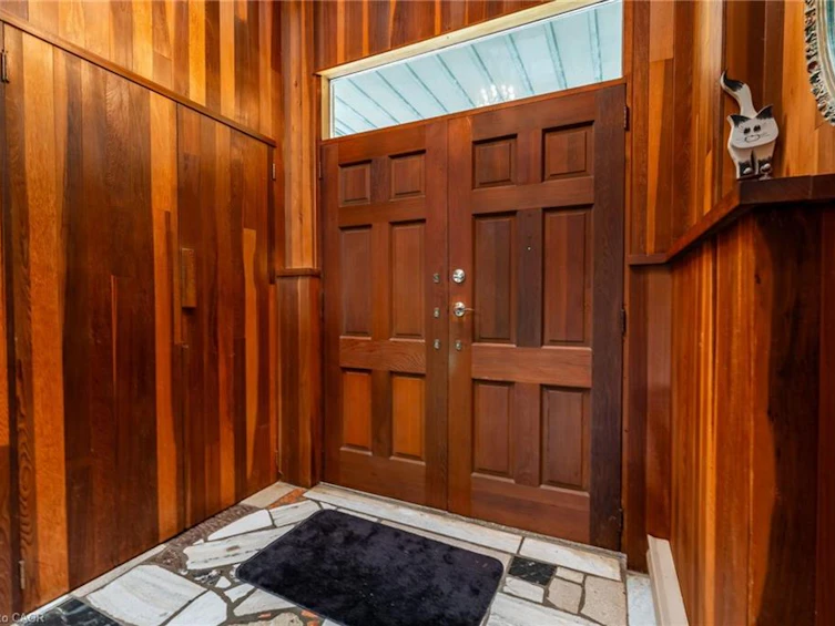 1215 Derry Road, Burlington, ON, L0P 1B0 - 4