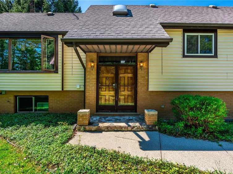 1215 Derry Road, Burlington, ON, L0P 1B0 - 3
