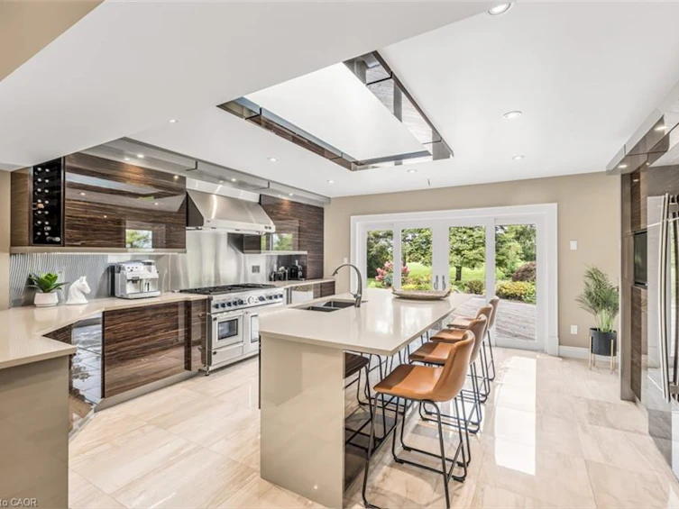 1399 Safari Road, Hamilton, ON, L8B 1S6 - 8