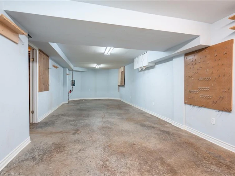 27 Gaines Avenue, Hamilton, ON, L9H 7M4 - 42