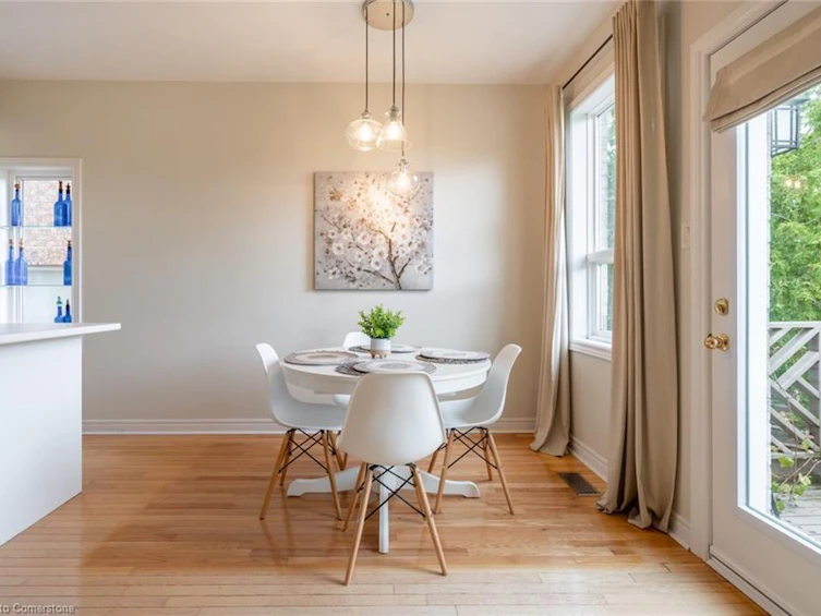 27 Gaines Avenue, Hamilton, ON, L9H 7M4 - 15