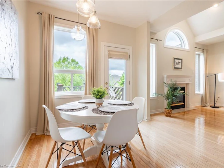 27 Gaines Avenue, Hamilton, ON, L9H 7M4 - 23