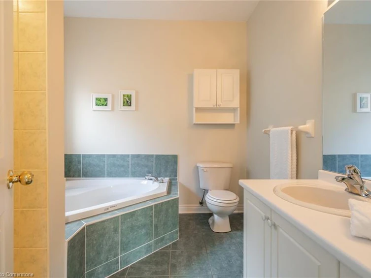 27 Gaines Avenue, Hamilton, ON, L9H 7M4 - 28