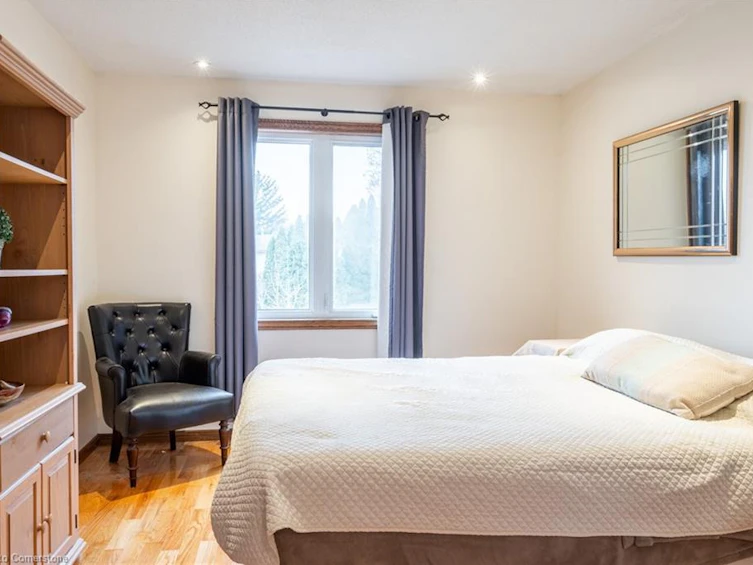 3210 Victoria St Street, Oakville, ON, L6L 5R2 - 24