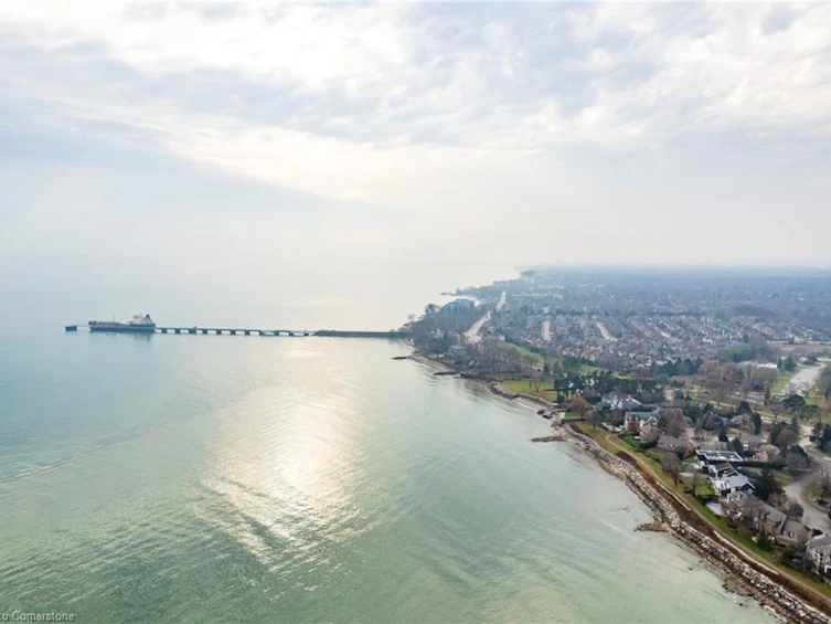 3210 Victoria St Street, Oakville, ON, L6L 5R2 - 45