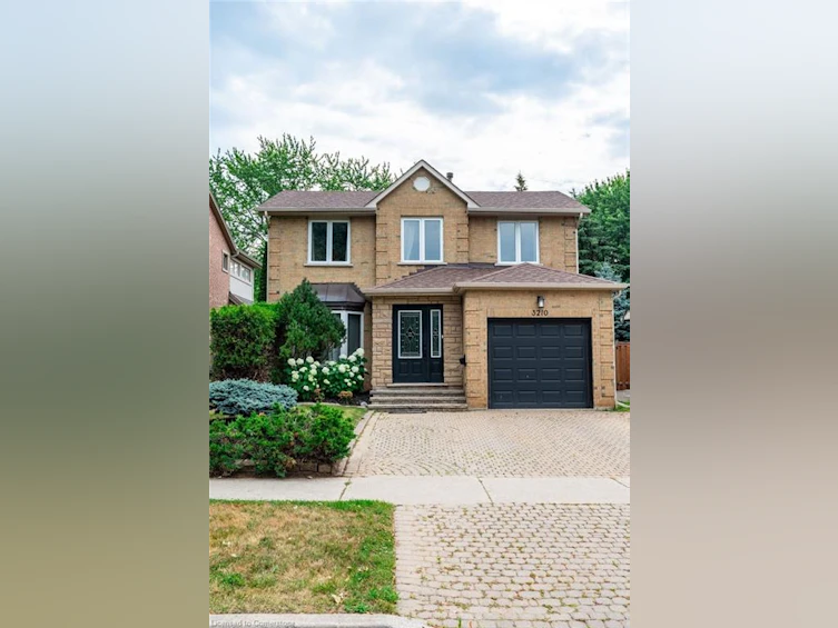 3210 Victoria St Street, Oakville, ON, L6L 5R2 - 2
