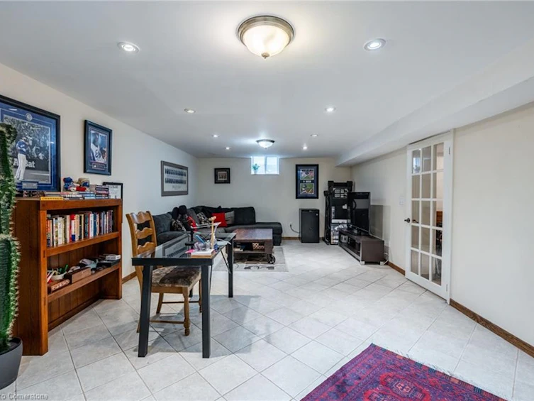 3210 Victoria St Street, Oakville, ON, L6L 5R2 - 40