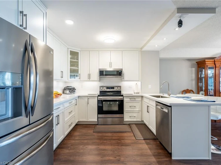 1203-1276 Maple Crossing Boulevard, Burlington, ON, L7S 2J9 - 10
