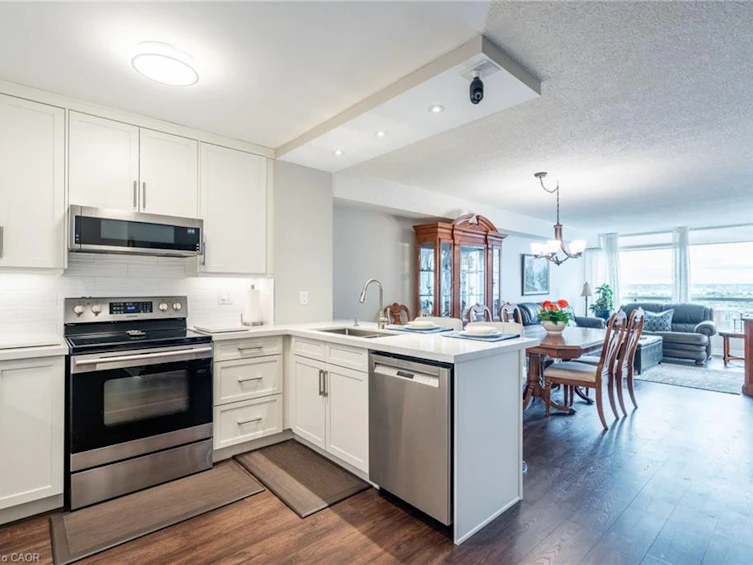 1203-1276 Maple Crossing Boulevard, Burlington, ON, L7S 2J9 - 14