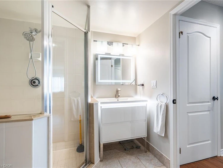 1203-1276 Maple Crossing Boulevard, Burlington, ON, L7S 2J9 - 30