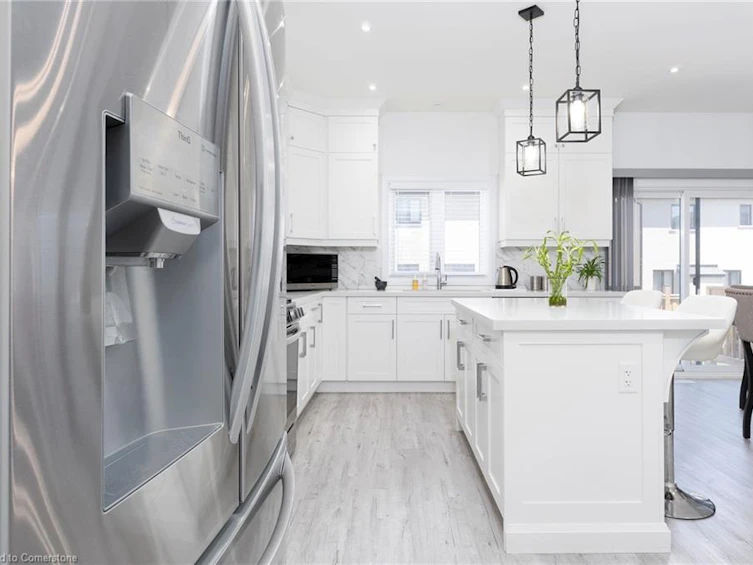 388 Klein Circle, Hamilton, ON, L9G 3K9 - 13