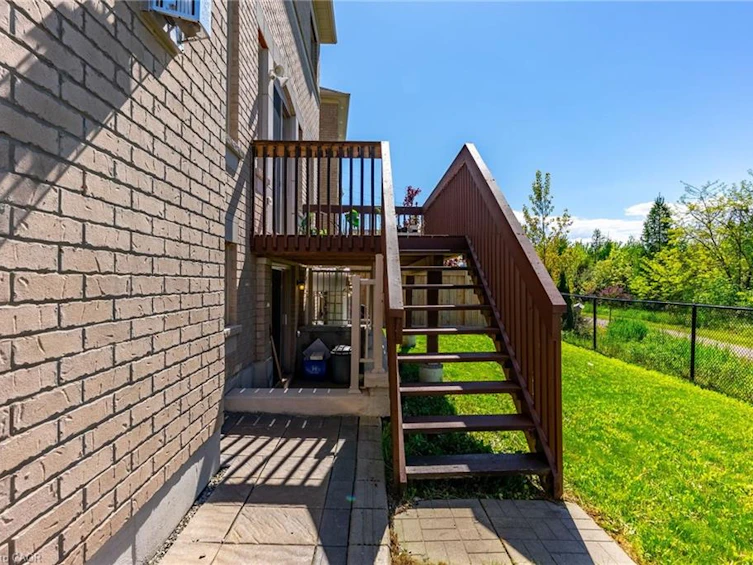 219 Humphrey Street, Hamilton, ON, L8B 1X4 - 28