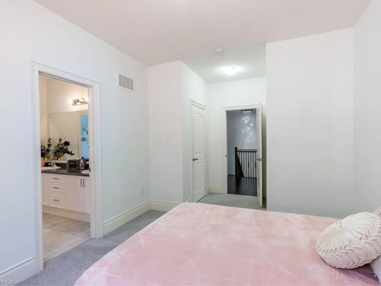 219 Humphrey Street, Hamilton, ON, L8B 1X4 - 14