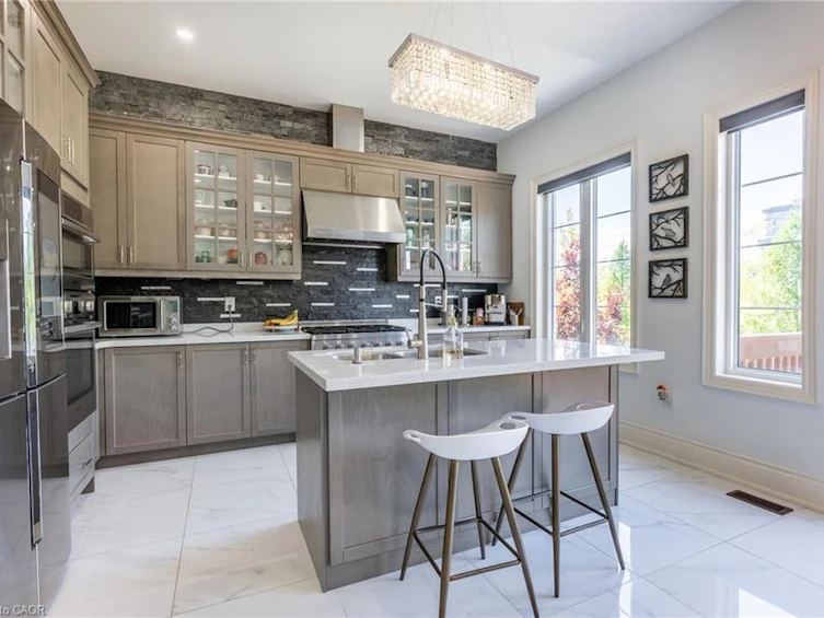 219 Humphrey Street, Hamilton, ON, L8B 1X4 - 6