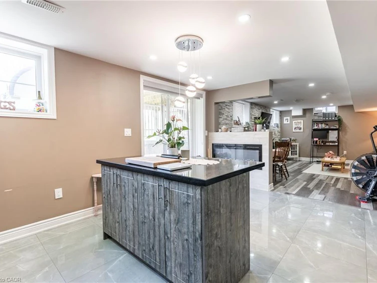 219 Humphrey Street, Hamilton, ON, L8B 1X4 - 25