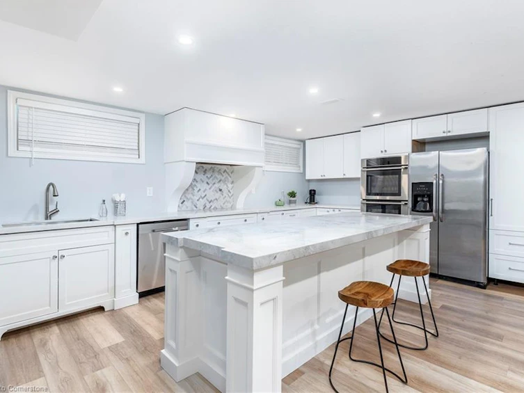 240 Cloverleaf Drive, Hamilton, ON, L9K 1T2 - 25