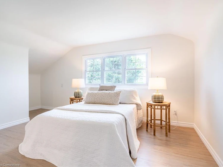 579 Third Road E, Hamilton, ON, L8J 2Y1 - 23