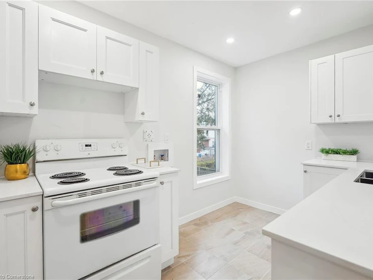 289 Wentworth Street N, Hamilton, ON, L8L 5V9 - 19