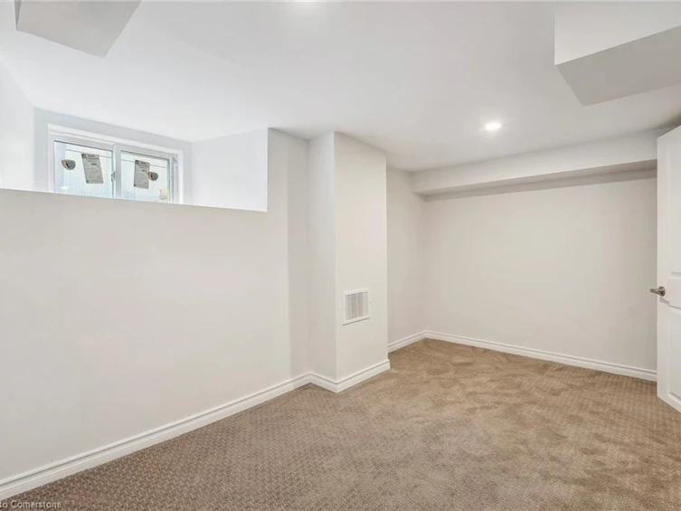 289 Wentworth Street N, Hamilton, ON, L8L 5V9 - 30