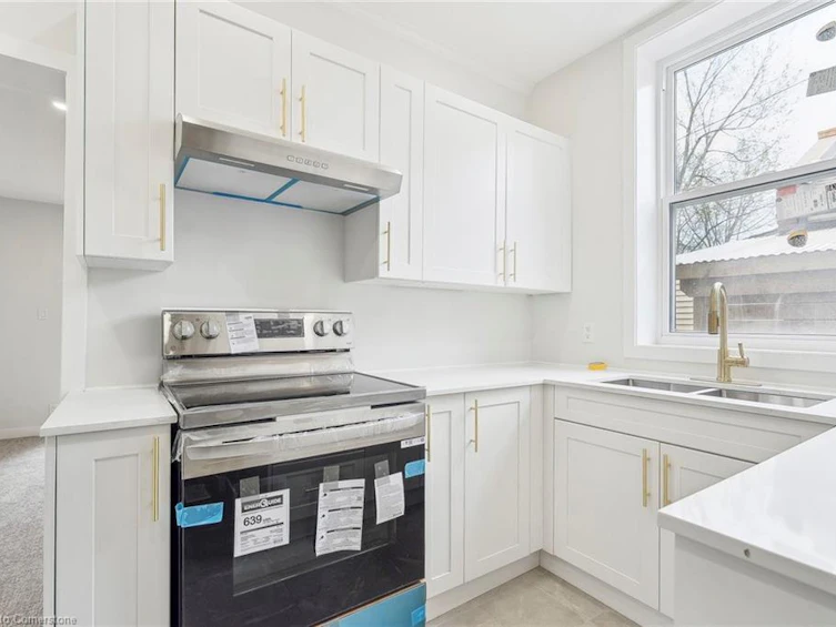 289 Wentworth Street N, Hamilton, ON, L8L 5V9 - 12