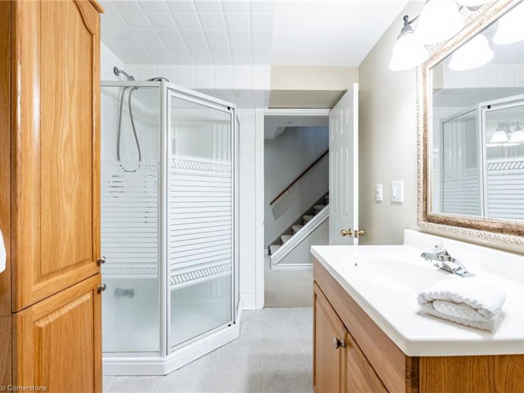 46 Ryans Way, Hamilton, ON, L8B 0H2 - 45