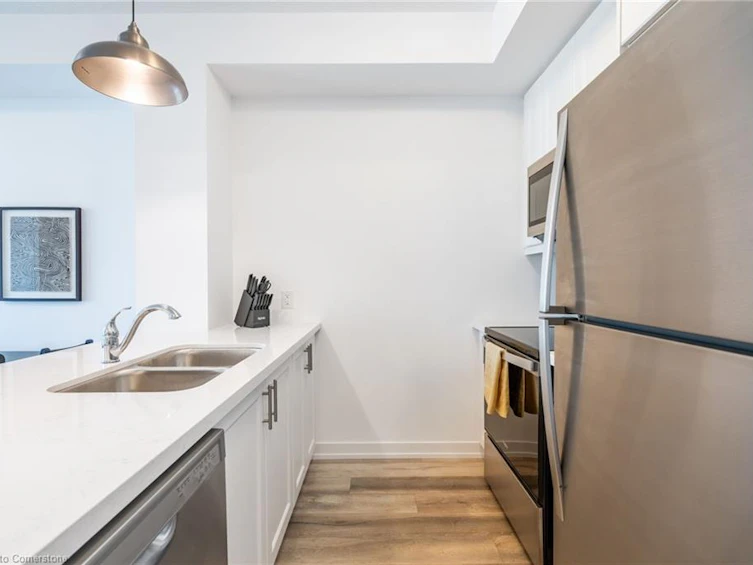 324-470 Dundas Street E, Hamilton, ON, L8B 2A6 - 7