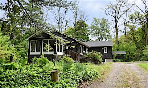 1282 Governors Road, Hamilton, ON, L9H 5E3