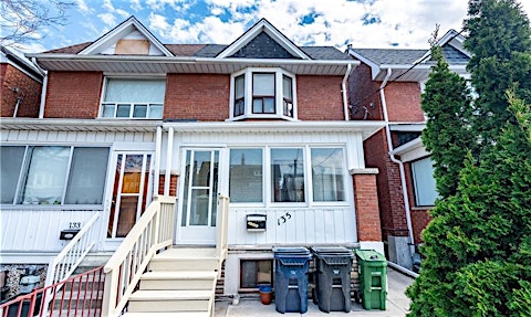 135 Hope Street, Toronto, ON, M6E 1K2