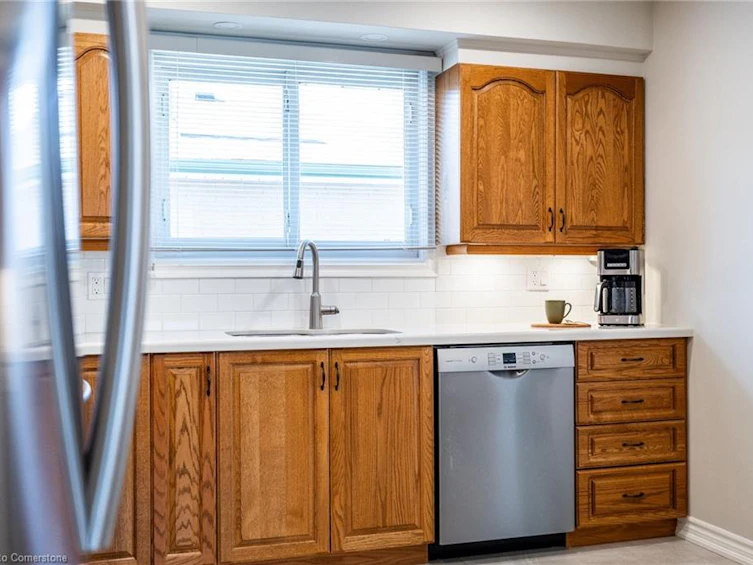 648 Thornwood Avenue, Burlington, ON, L7N 2B8 - 10