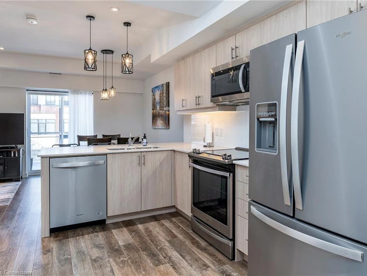 211-16 Markle Crescent, Hamilton, ON, L9G 0H4 - 6