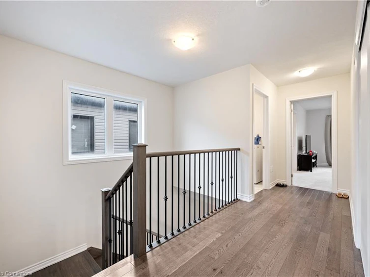 61 Vanilla Trail, Thorold, ON, L2V 0L3 - 6