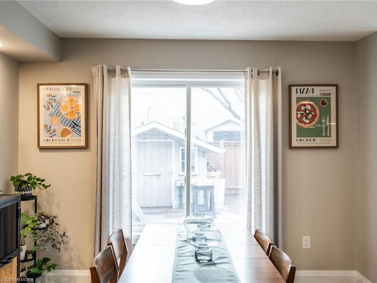 1116 Cedarwood Place, Burlington, ON, L7T 4K6 - 17