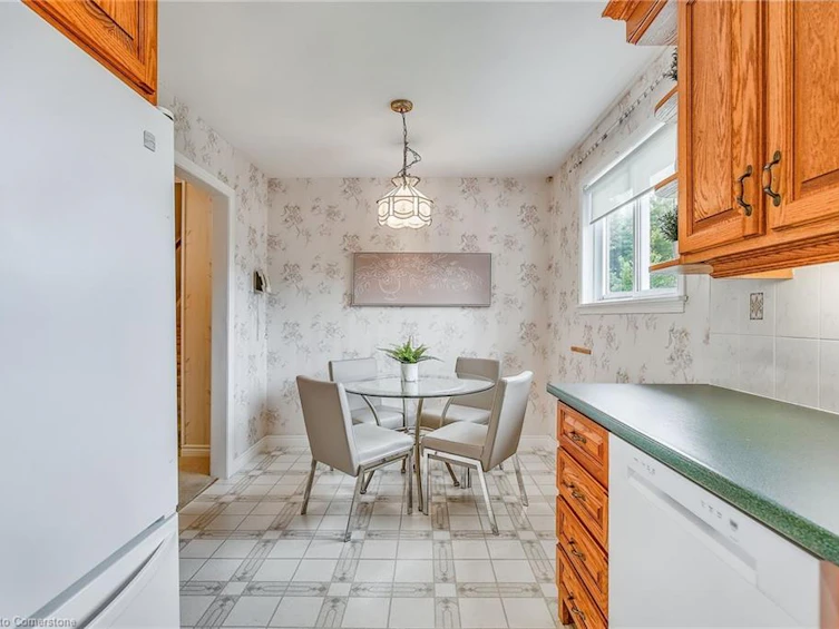 3215 Heathfield Drive, Burlington, ON, L7M 1E2 - 19
