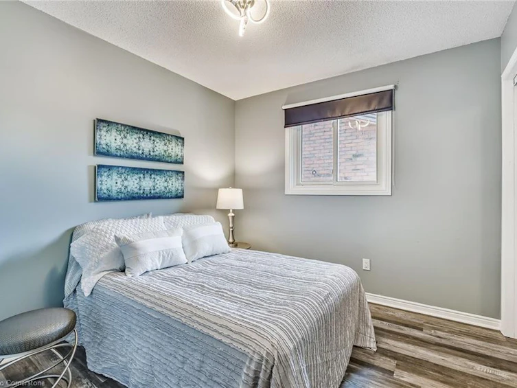 29 Guildwood Drive, Hamilton, ON, L9C 7K2 - 21