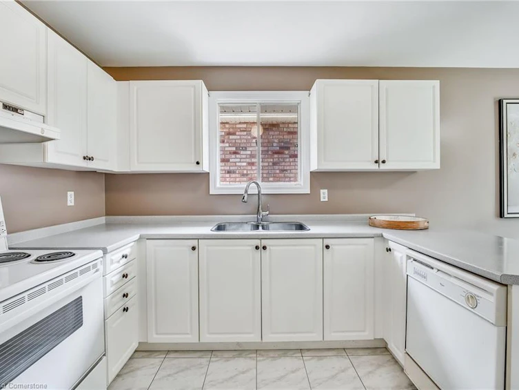 47 Longyear Drive, Hamilton, ON, L8B 0N8 - 12