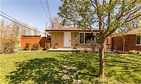 3 Veevers Drive, Hamilton, ON, L8K 5P6