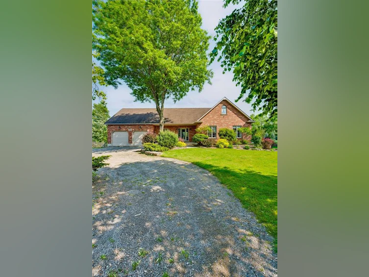 690 York Road, Hamilton, ON, L9H 5X1 - 2